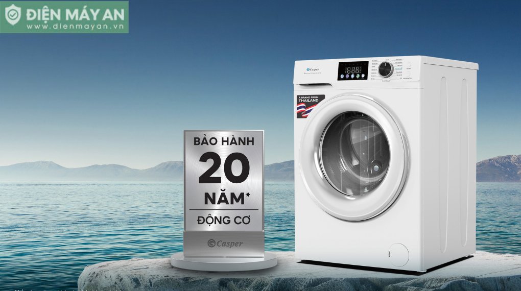 Máy giặt cửa trước Casper màu trắng kèm bảng bảo hành động cơ 20 năm của Điện Máy An